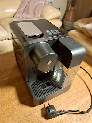 Esperssor Tchibo Cafissimo Milk Black - imagine 3