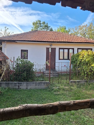 Casă de vanzare