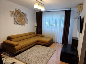 Vanzare apartament 2 camere Titan, bloc 1978, 5 min. metrou 1 Decembrie 1918 - imagine 2