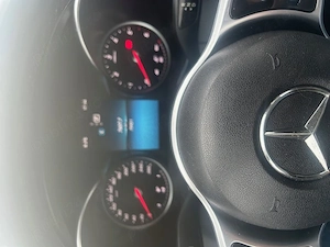 vand Mercedes - Benz C180d in stare foarte buna de functionare - imagine 2