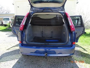 Ford C-Max Trend Collection 1.8TDCi, 115CP - imagine 9