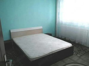 Închiriez apartament la parter,condiții optime! - imagine 4