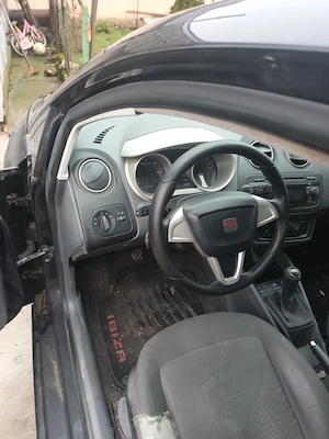 seat ibiza 2010 diesel 1,6  - imagine 3