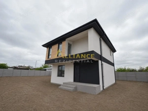 ANSAMBLU REZIDENTIAL- 200 m de STV- 4 camere - 2 bai - beci