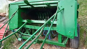 Vând balotieră cu motor - imagine 2