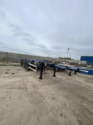 Se vinde! Semiremorcă Multicontainer ADR marca BURG an 2001 - imagine 6