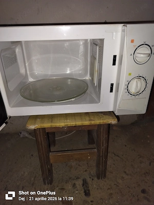 Vrei sa gatesti usor? Foloseste cuptorul cu microunde!