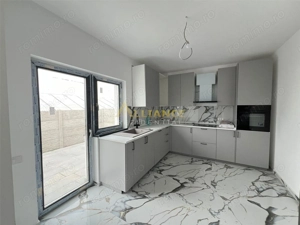 Casa Individuala P+M - 4 camere - Pompa de Caldura-Panouri Solare - imagine 8