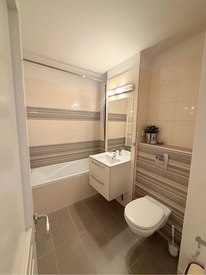 Proprietar , Chirie Ap.3 camere Hortensiei 8