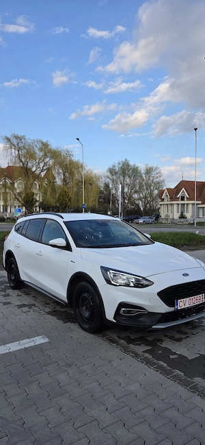 Ford Focus Active - imagine 2