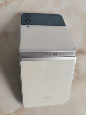 [Flip3] Vând Samsung Galaxy Z Flip 3 5G [pentru piese] [poze reale] - imagine 3
