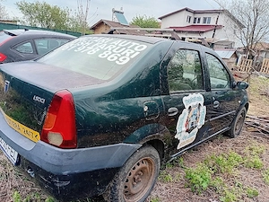 Vând dezmembrez Dacia Logan  - imagine 2