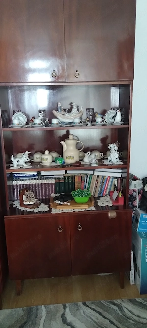 donez dulap si bibliotecă 