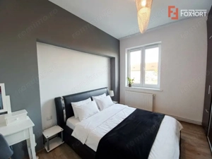 Apartament 2 camere, decomandat | Centrala proprie | A.C. | Comision 0% - imagine 2