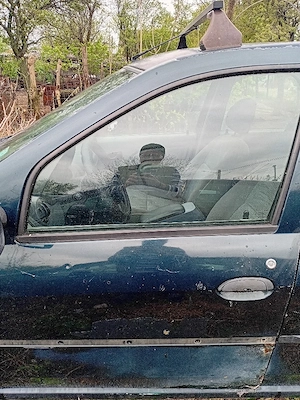Vând dezmembrez Dacia Logan  - imagine 5