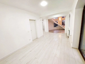 Vila deosebita cu arhitectura unica   Prelungirea Ghencea - imagine 5