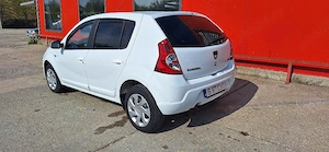 Dacia Sandero an 2011 motor 1.5 diesel E 5 - imagine 4