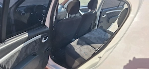 Dacia Sandero an 2011 motor 1.5 diesel E 5 - imagine 3