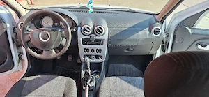 Dacia Sandero an 2011 motor 1.5 diesel E 5 - imagine 5