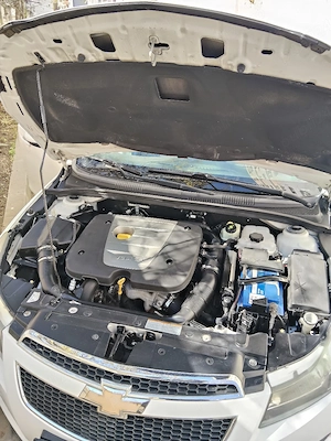 vand chevrolet cruze  - imagine 2