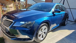 Vand Skoda Superb an 2018 - imagine 5