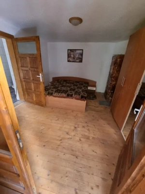 Cabana de vanzare, complet mobilată, ideală pentru relaxare sau investiție - imagine 11