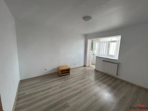 Apartament cu 2 camere de vanzare, zona Sud - imagine 6