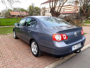 Vând Volkswagen Passat 1.6 FSI, benzina - imagine 5