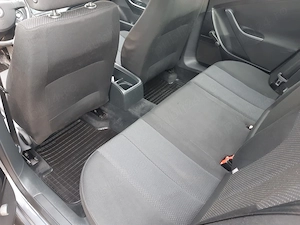 Vând Volkswagen Passat 1.6 FSI, benzina - imagine 6