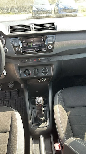 Skoda Fabia 1.0 95 CP 2021 - imagine 2