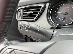 Nissan X-Trail 4x4 2.0 D 177 CP - imagine 9