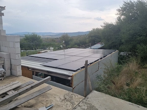  Vand urgent ,Casa cu vedere la Dunare , zona turistica 3 km moldova noua jud caras Severin  - imagine 4