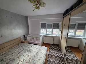 Apartament 2 Camere Full Decomand Centrala Proprie Etaj 1 Zona Dambovita Piata Aurora