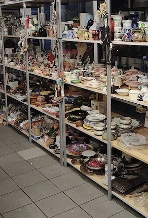 Căutăm o persoană serioasă și responsabilă pentru postul de lucrător comercial . - imagine 5