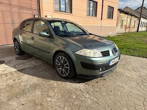 Renault Megane 2005 1.6 benzină - imagine 4