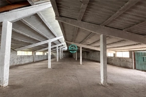 Hala de 630 mp, cu 2000 mp platforma de beton, in Peris