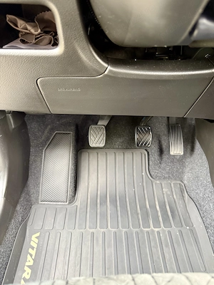 Suzuki Vitara Allgrip 4x4, echipare de top Spirit - imagine 13