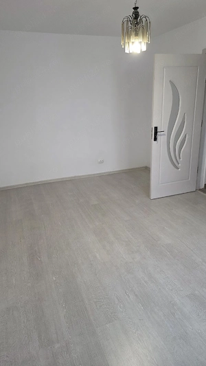 Vand Gars 37 MP ,parter ,Smirodava ,pret.37500 Euro neg  - imagine 5