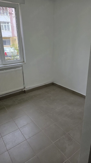 Vand Gars 37 MP ,parter ,Smirodava ,pret.37500 Euro neg  - imagine 3