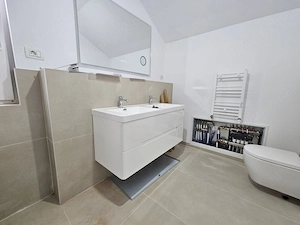 Duplex despartit prin casa scarii,4 cam,dormitor la parter.Teren 320 mp.Toate utilitatile!  - imagine 16