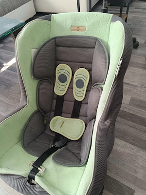 Vând scaun de mașina 