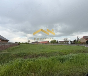 Bucovat-Teren pentru Servicii-La Șosea