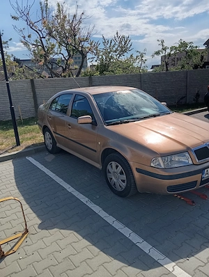 Skoda Octavia 2.0 - imagine 4
