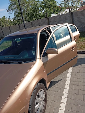 Skoda Octavia 2.0 - imagine 5