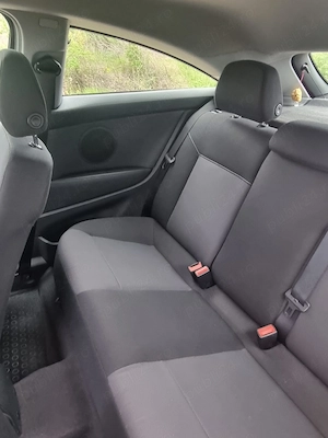 Opel Astra H GTC 2008 | 1.6 benzină | 115 CP | 141.000 km - imagine 10