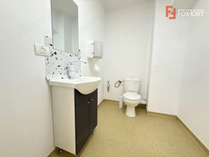 Spatiu pentru birouri/activitati – 190 mp in Sacalaz - Curte privata - imagine 3