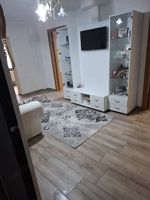Apartament cu 3 camere, Piata Mare  - imagine 4