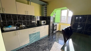 Aproape de Lidl de pe calea martirilor colt cu Mures, 3 camere,centrala!