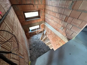 CASA LA ROSU, 5 camere, 240 mp utili. D+P+1 - Micesti - imagine 4