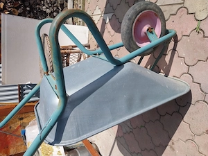 Vând roaba puțin folosita